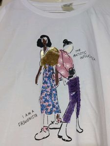 Casual chic White top with Sequins design
