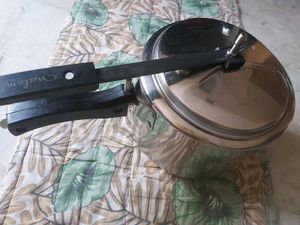 5l Stain Less Steel Cooker