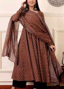 Gosriki printed Kurta Set with Dupatta