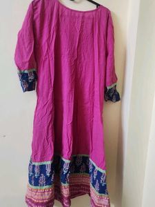Pink &amp; Blue Printed Kurti