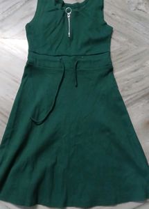 Green Sleeveless Zip-Up Dress