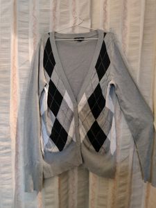 Checkred Front Open Deep V Neck Sweater