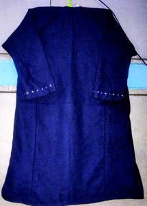 Elegant Embroidered Kashmiri Kurti