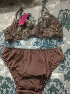 Teal Lace Trimmed Bra and Panty Set