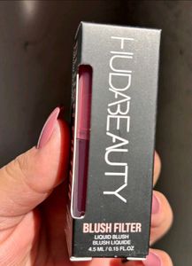 Huda Beauty filter blush strawberry cream