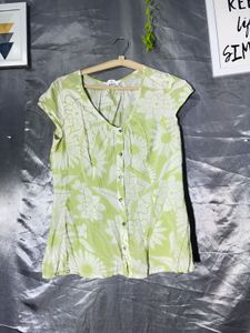 Retro Floral Print Button-Up Top