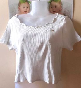 White Ribbed Scallop Neck Top