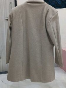 Elegant Ladies Coat