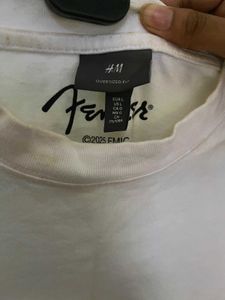 boxy white t-shirt!.. L -size ,length -24 H&amp;M