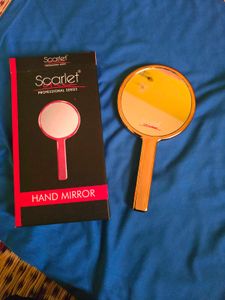Scarlet Professional Hand Mirror