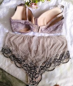 very beautiful and comfortable full coverage bra &amp;
