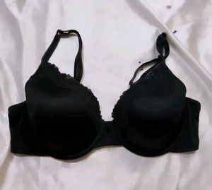 Comfortable Black Bra - Everyday Essential