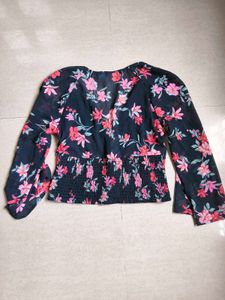 H&amp;M Print Bell Sleeve Top