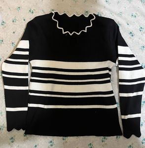 Chic Black & White Striped Sweater