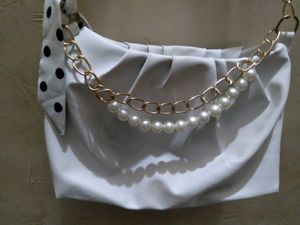 ✨ Elegant White Shoulder Bag ✨