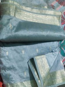 Elegant Gray Silk Saree with Gold Border