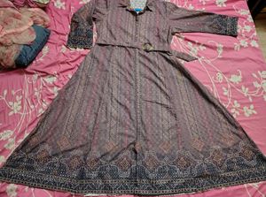 Embroidered Ethnic Kurta with Belt