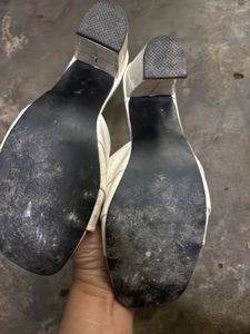 Fits EU 38/39 Sandals