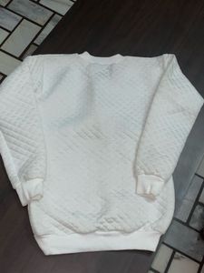 Quilted White Sweatshirt with Floral Print