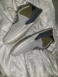 Niks Lakhani Running Shoes - Size 10