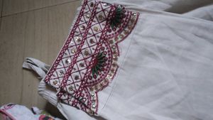 Floral Print Kurta and Pants Set
