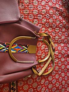 Chic Maroon Wallet with Zipper Pocket