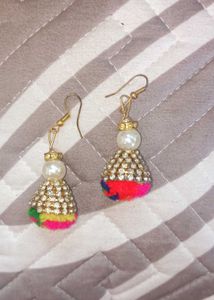 Sparkling stone Earrings with Pearls