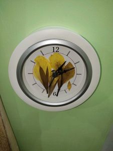 Handmade Aesthetic White Floral Clock