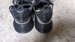 Nike Men Black Air Max 2090 Sneakers