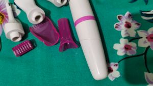 NOVA sensitive bikini trimmer
