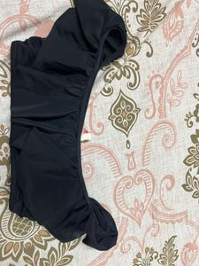 Victoria’s Secret  Off Shoulder Crop