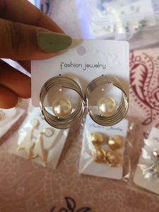PACK OF 7 Earrings