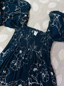 Flowy Floral Print Midi Dress