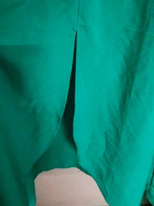 Almost New|Green Shiny Silvery Embossed Dress
