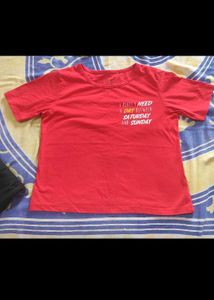 2 Easybuy Graphic Print T-Shirt