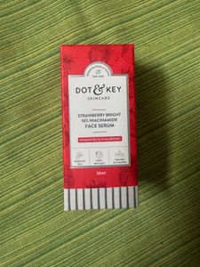 Dot & Key Strawberry Bright Face Serum