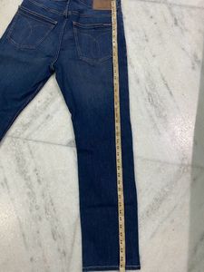 Calvin Klein Jean 40-41 Inch (MEN)
