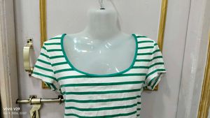 Green &amp; White Striped Cropped Top