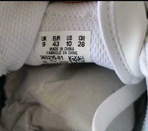 Puma Smash Sneakers