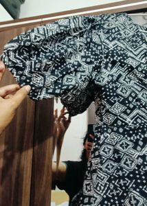 Chic Printed Wrap Dress