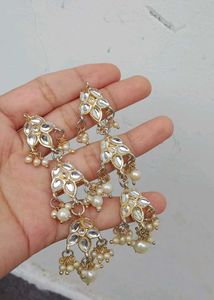 Elegant Kundan &amp; Pearl Maang Tikka
