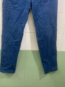Blue Denim Jeans with Embellished Pockets