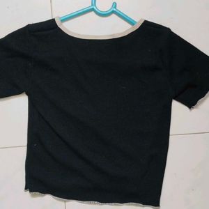 Cute Black Crop Top (28- 34 bust)