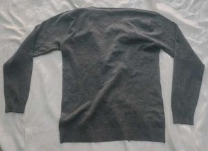Classic Men's V-Neck Sweater
