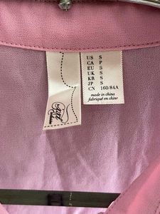 🌸 Pretty Pink Sleeveless Shirt – Chic &amp; Elegant L