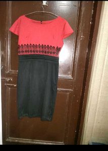 Chic Red &amp; Black Lace Pencil Dress