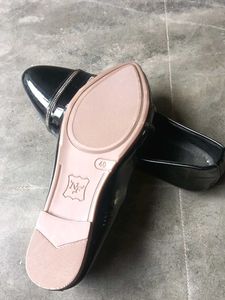 ChicBlack Ballerina Flats with Silver Embellishme