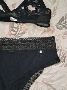 Sexy Black Lacy Honeymoon Bra &amp; Panty Lingerie Set