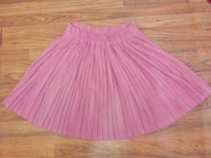 Chic Pleated Pink Mini Skirt