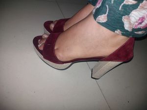 Women's Bridal Heel.